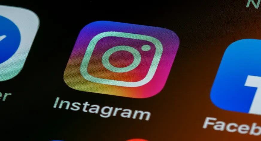 how to delete instagram account